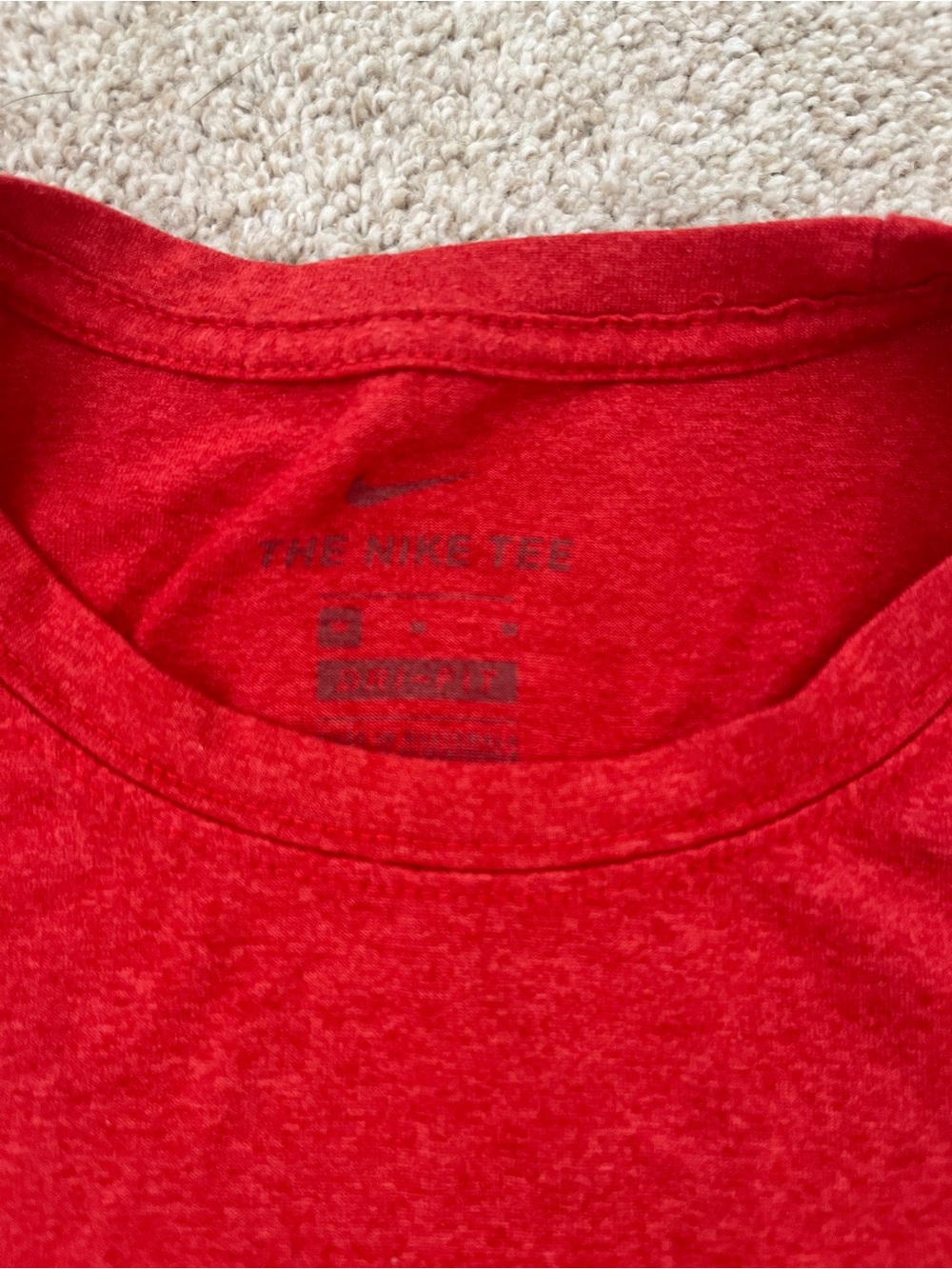 Nike Men's Short Sleeve Performance Tees - Red, Green, Taupe Bundle - Picture 3 of 4